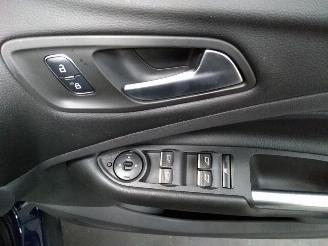 Ford Kuga  picture 11
