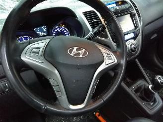 Hyundai Ix20  picture 2