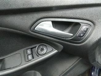 Ford Focus  picture 16