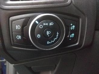 Ford Focus  picture 24