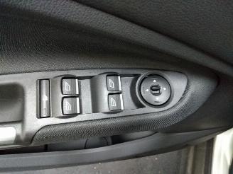 Ford C-Max  picture 18