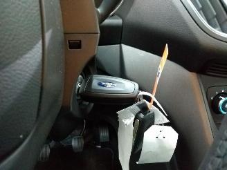 Ford C-Max  picture 13
