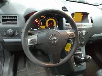 Opel Zafira  picture 25