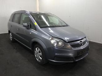Opel Zafira  picture 1