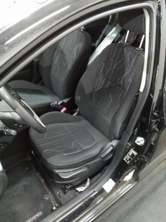 Kia Picanto  picture 5
