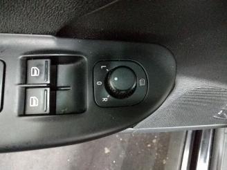 Volkswagen Passat  picture 5