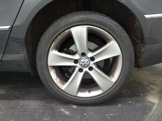 Volkswagen Passat  picture 8