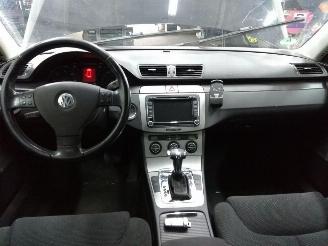 Volkswagen Passat  picture 2