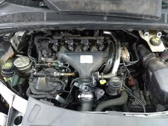 Ford S-Max  picture 10
