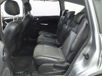 Ford S-Max  picture 26