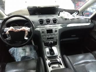 Ford S-Max  picture 11