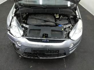 Ford S-Max  picture 8