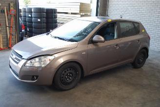 Kia Ceed  picture 5