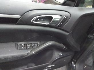 Porsche Cayenne  picture 5