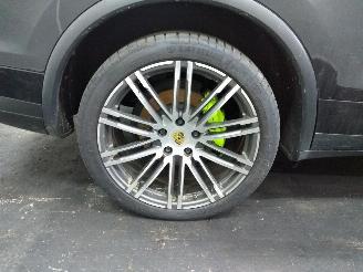 Porsche Cayenne  picture 8