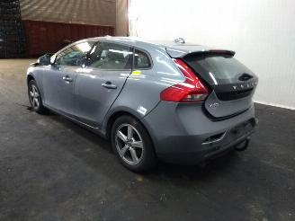 Volvo V-40  picture 22