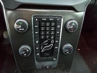Volvo V-40  picture 3