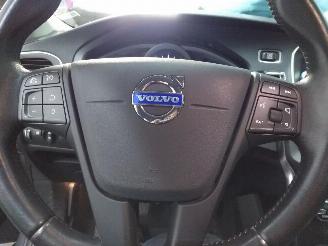 Volvo V-40  picture 23