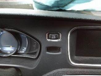 Volvo V-40  picture 17