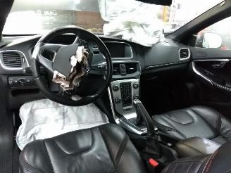 Volvo V-40  picture 18
