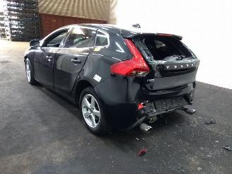 Volvo V-40  picture 30