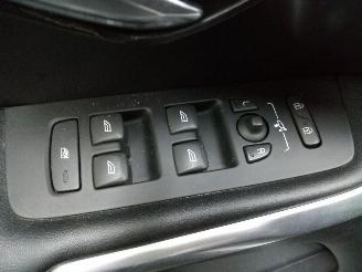 Volvo V-40  picture 10