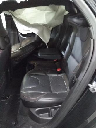 Volvo V-40  picture 5