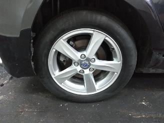 Volvo V-40  picture 22