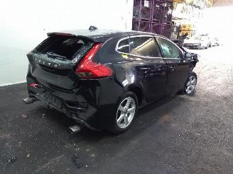 Volvo V-40  picture 15