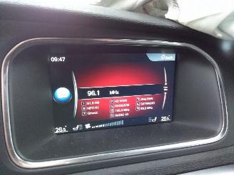 Volvo V-40  picture 6