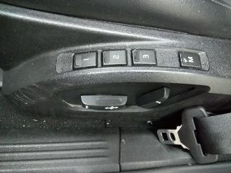 Volvo V-40  picture 19