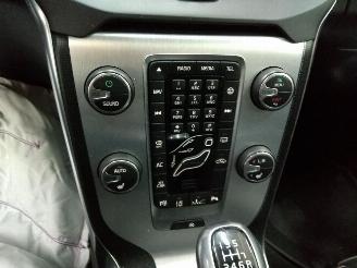 Volvo V-40  picture 27