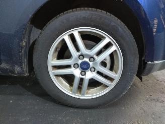 Ford C-Max  picture 27