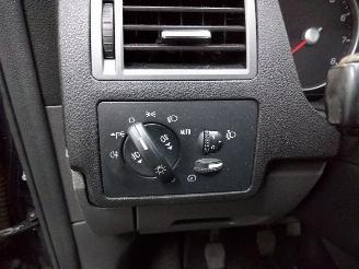 Ford C-Max  picture 9
