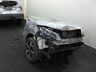 Salvage car Nissan Qashqai  2017/1