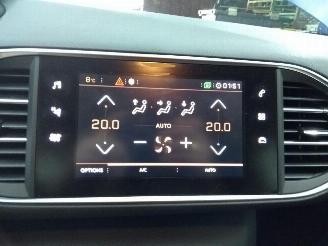 Peugeot 308  picture 23