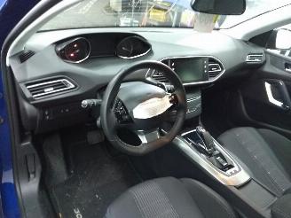 Peugeot 308  picture 11