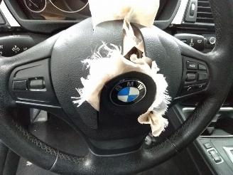 BMW 3-serie  picture 10