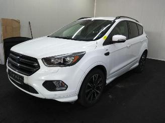 Ford Kuga  picture 3