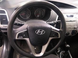 Hyundai I-20  picture 16