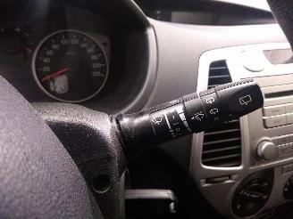 Hyundai I-20  picture 3