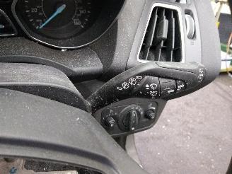 Ford Kuga  picture 9