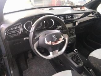 Citroën DS3  picture 2