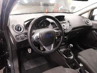 Ford Fiesta  picture 11