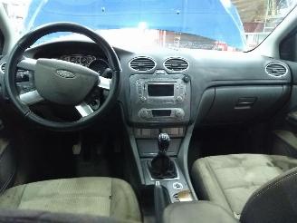 Ford Focus  picture 12