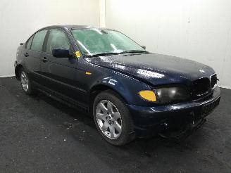 Coche siniestrado BMW 3-serie  2001/1