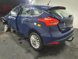Ford Focus  picture 11