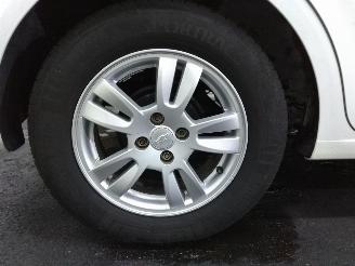 Chevrolet Aveo  picture 9