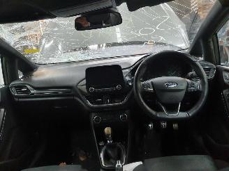 Ford Fiesta  picture 6