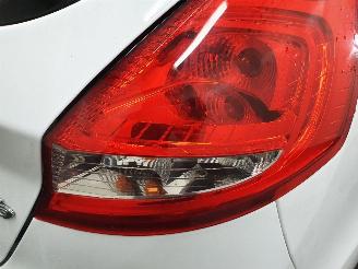 Ford Fiesta  picture 32